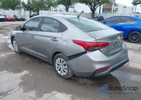 2022 Hyundai Accent Se z USA, uszkodzony, nr VIN 3KPC24A60NE162016